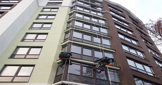 Установка крыши на балкон Великий Новгород цена от 1052 руб. м/2.